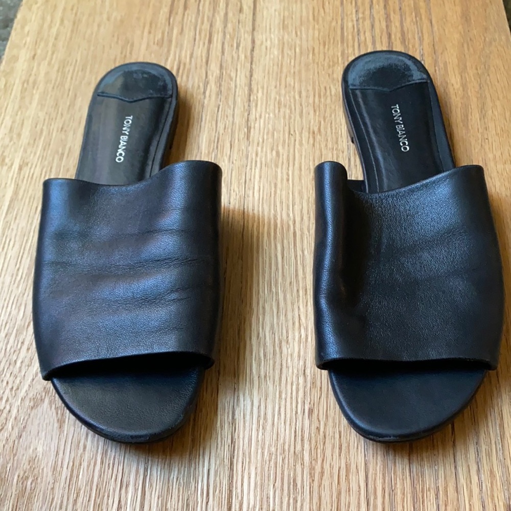 Tony Bianco Havier. Black Sheep Nappa Size 7.5